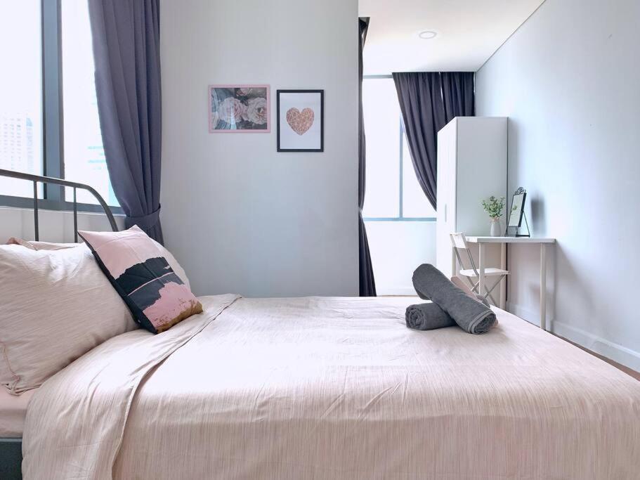Mercu Summer Klcc 2br Pastel Rose *