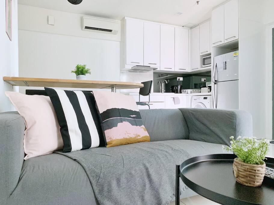 Mercu Summer Klcc 2br Pastel Rose Pangsapuri Kuala Lumpur